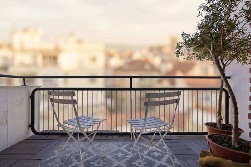 Calle Alcalá, Goya, Madrid — Horlux Homes