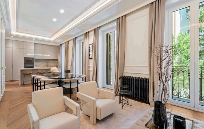 Conde de Aranda, Recoletos, Madrid — Horlux Homes