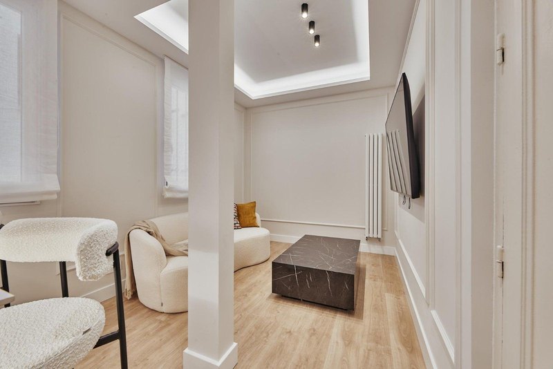 Conde de Peñalver, Retiro · Lista, Madrid — Horlux Homes