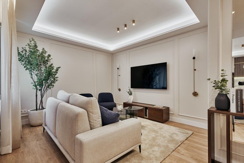 General Oráa, Retiro · Lista, Madrid — Horlux Homes